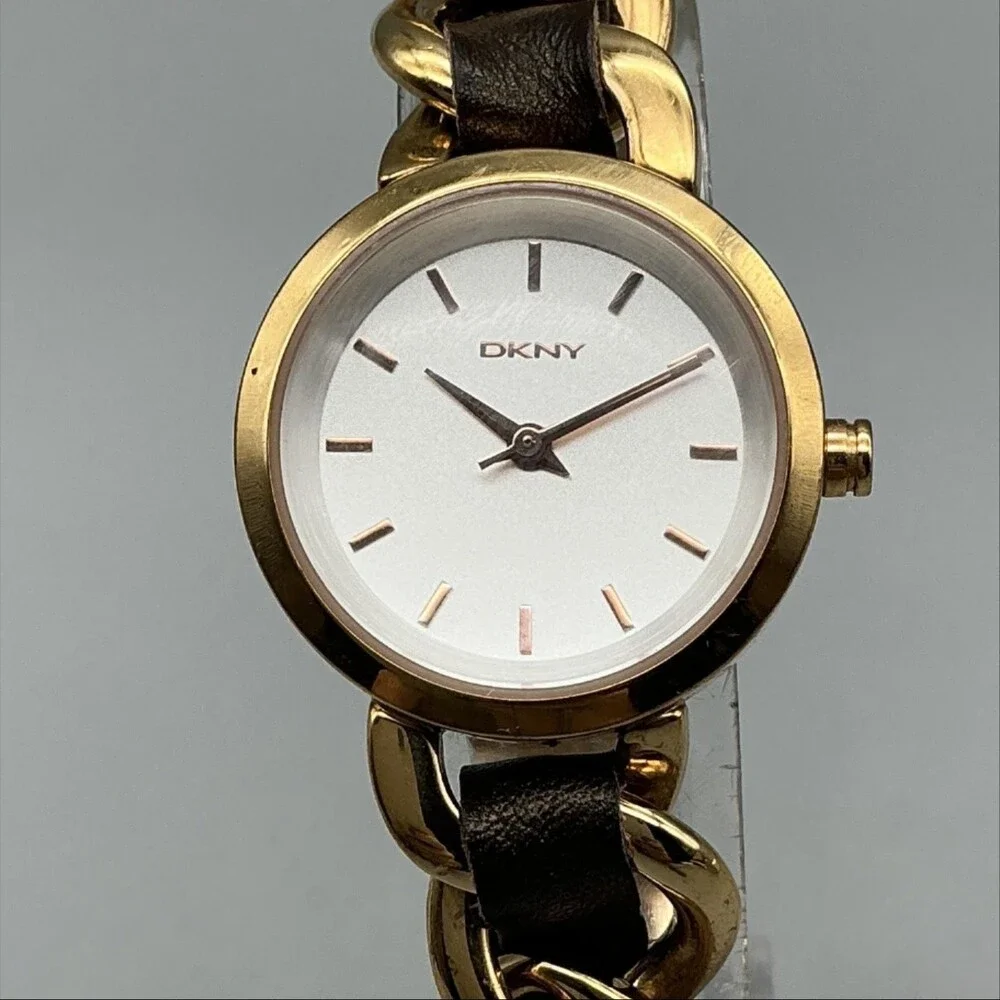 DKNY Womens Watch 26mm Gold Tone Leather Chain Bracelet New Battery 7.5